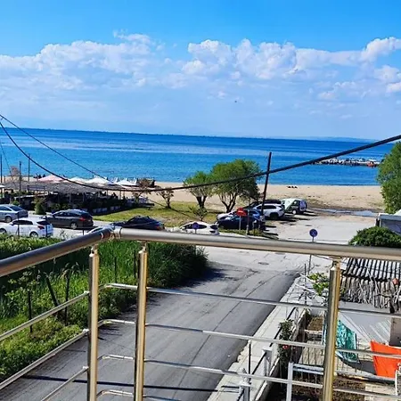 Fenia's By The Sea Appartamento